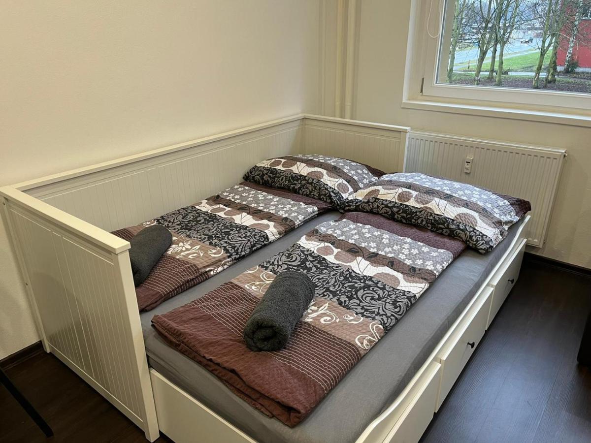 Apartment Charkovska Karlsbad Exteriör bild